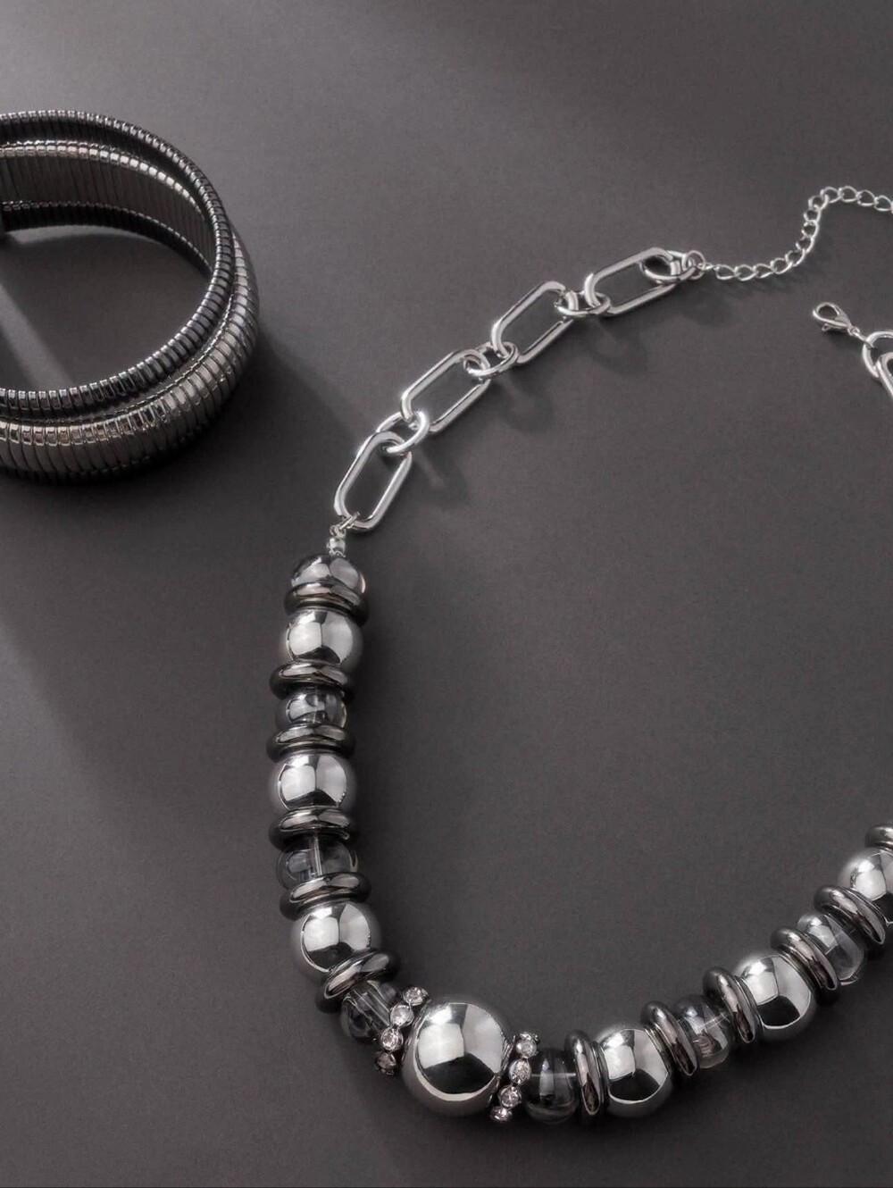 Elegant Hematite Bead Statement Necklace - Silver-Tone